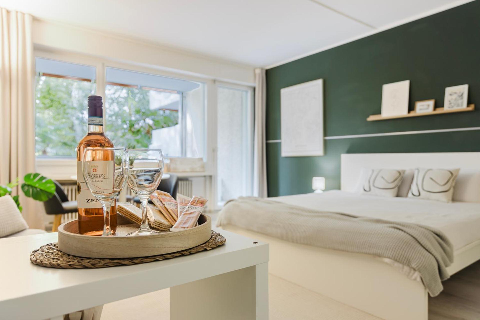 Luganersee, Pool, Strand, Parkplatz, Suite 204 Биссоне Экстерьер фото